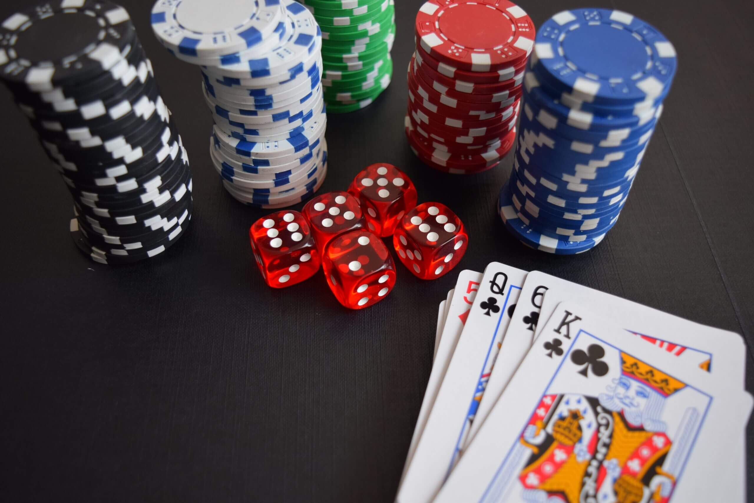 Online Casinos That Give Free Bonuses