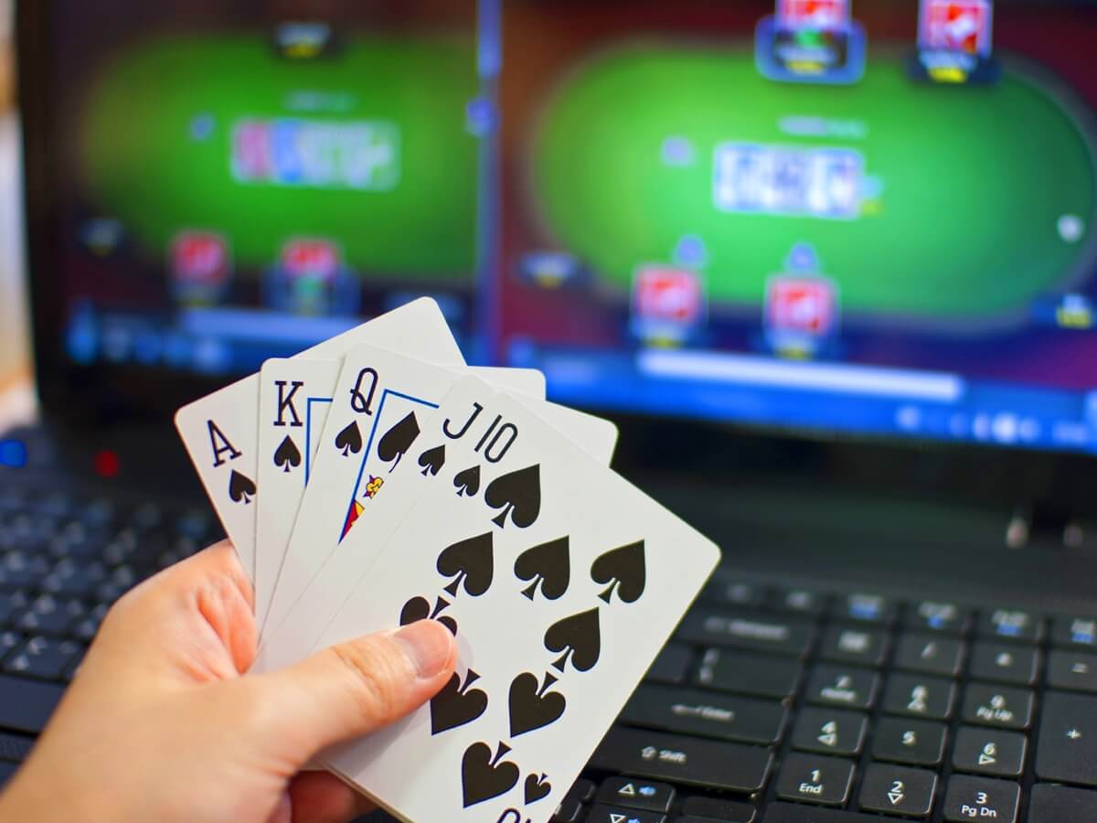 Play At Online Casino With Great Welcome Bonuses